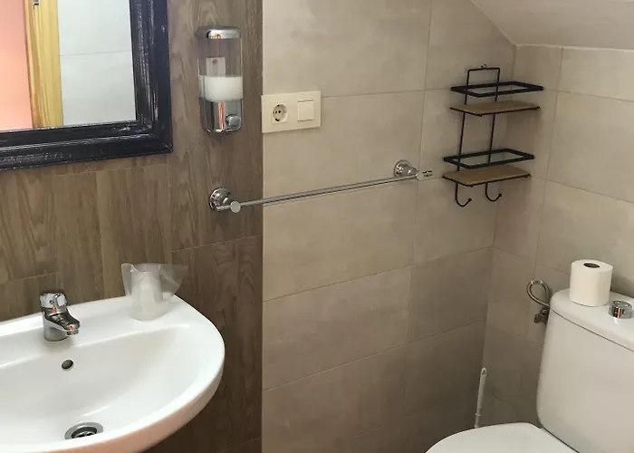 Pensión Verahouse 3*